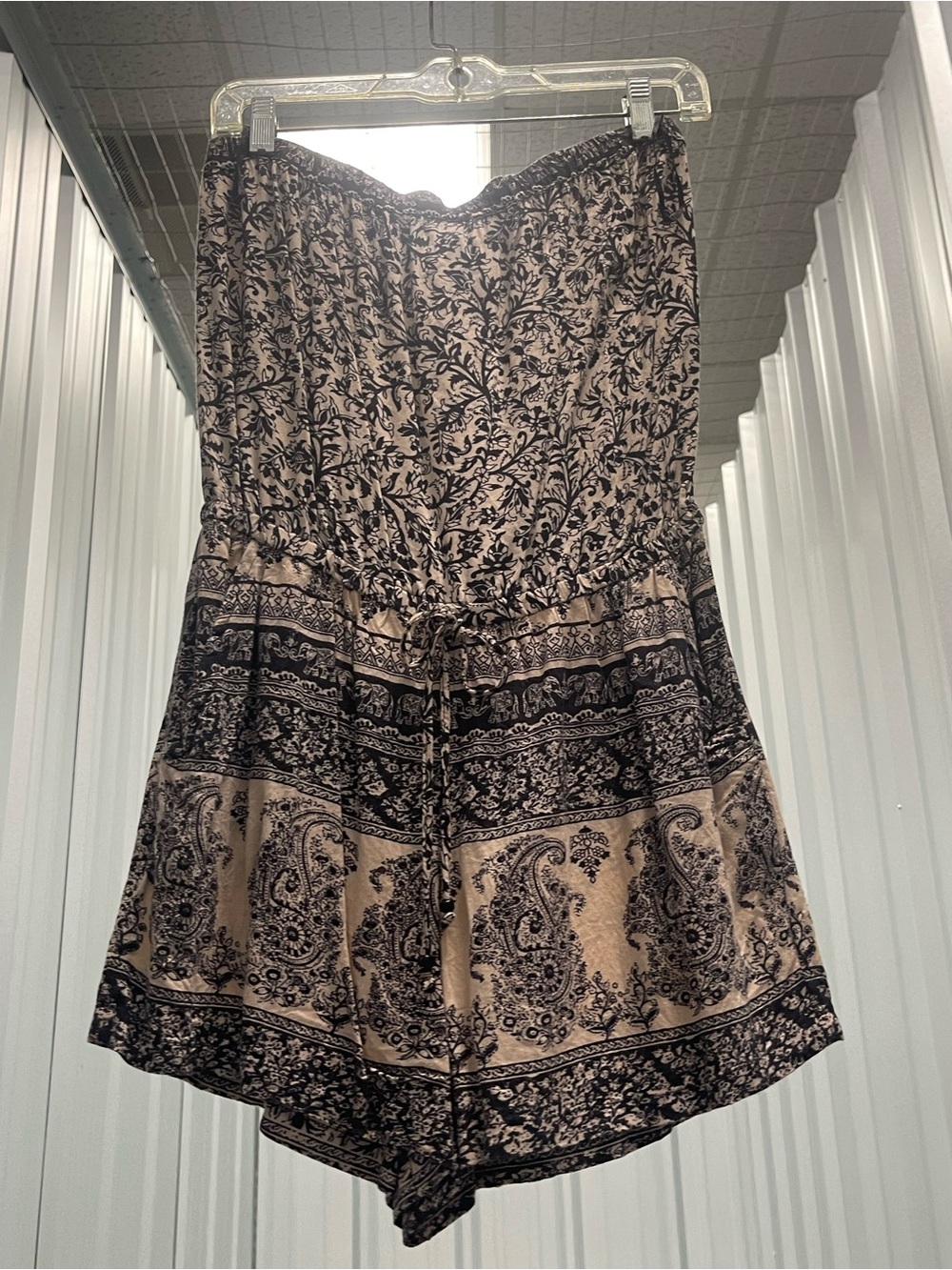 Black & Beige Patchwork Style Bohemian Strapless Romper w/ Drawstring Waist